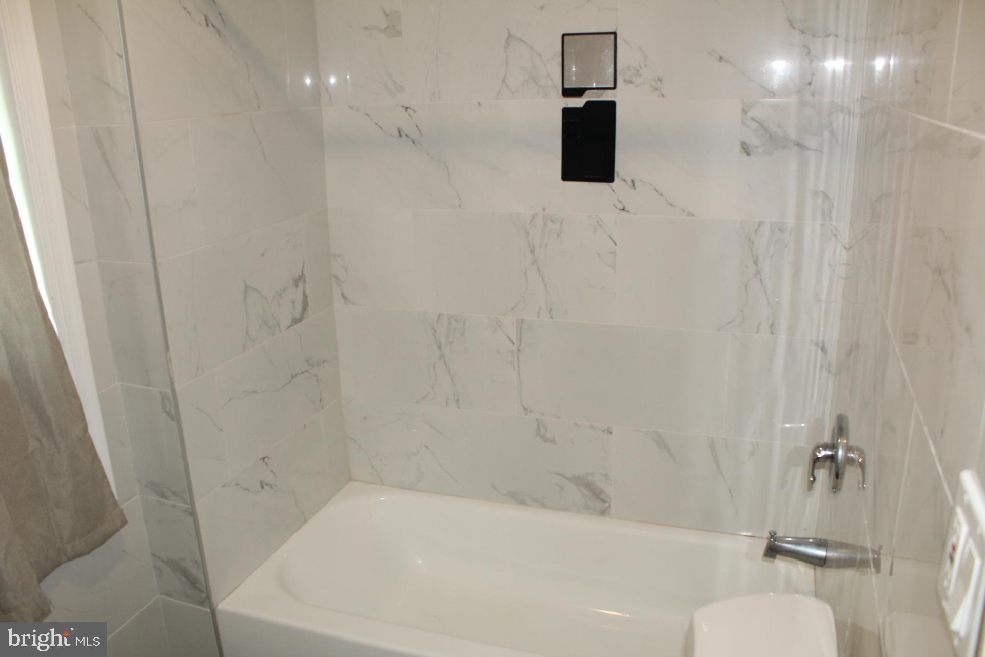 2546 West Seltzer Street Philadelphia, PA 19132 - Photo 16 of 17 bathroom 2