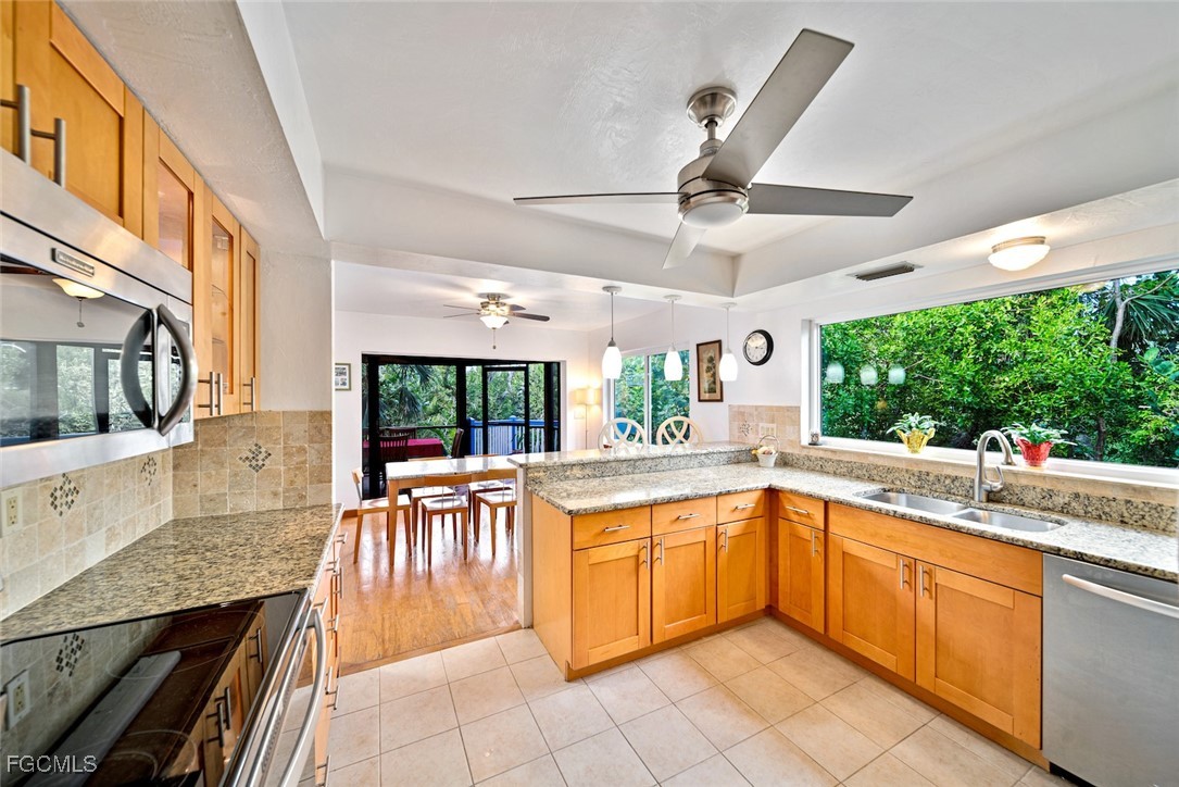 4546 Buck Key Road Sanibel, FL 33957 - Photo 13 of 41