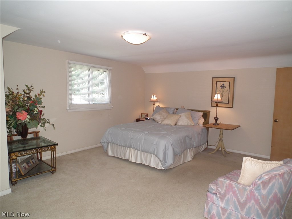 4167 Hadleigh Road Cleveland, OH 44118 - Photo 17 of 20 Gallery Image 17