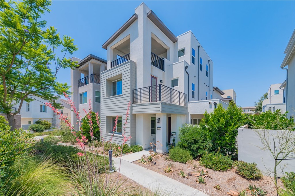 702 Benchmark Irvine, CA 92618 - Photo 1 of 1 Gallery Image 1