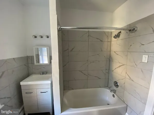 $1,899 | 7300 Boyer Street, Unit D, Philadelphia, PA 19119