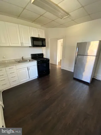 $1,899 | 7300 Boyer Street, Unit D, Philadelphia, PA 19119