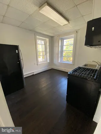 $1,899 | 7300 Boyer Street, Unit D, Philadelphia, PA 19119