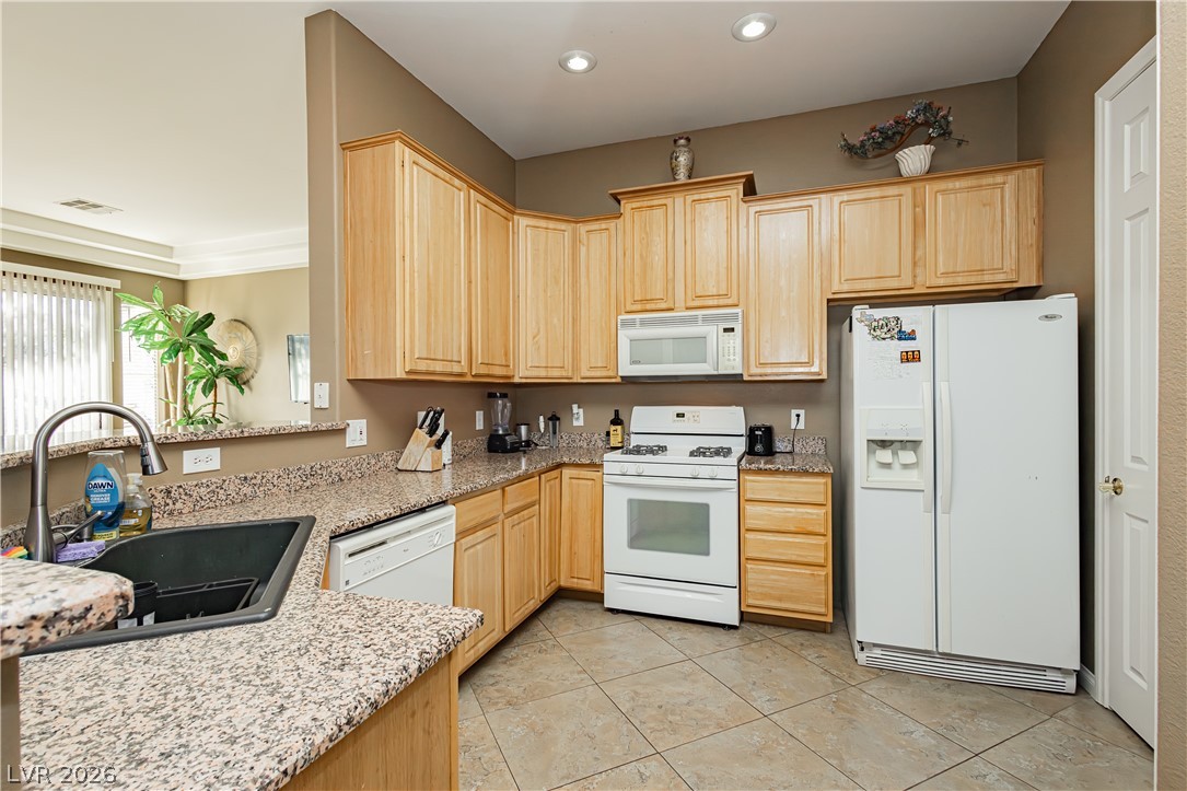 228 Lorryn Lane, Unit 2 Boulder City, NV 89005 - Photo 4 of 15