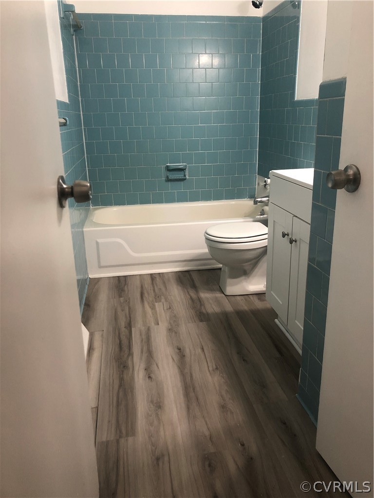 1813 Little Deer Road Alberta, VA 23821 - Photo 12 of 27 a bathroom with a toilet and a shower