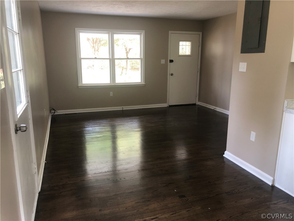 1813 Little Deer Road Alberta, VA 23821 - Photo 17 of 27 a view of empty room with wooden floor and fan