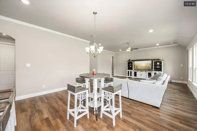 $2,100 | 26579 Pin Oak Drive, Hempstead, TX 77445