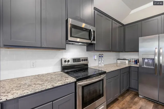 $2,100 | 26579 Pin Oak Drive, Hempstead, TX 77445