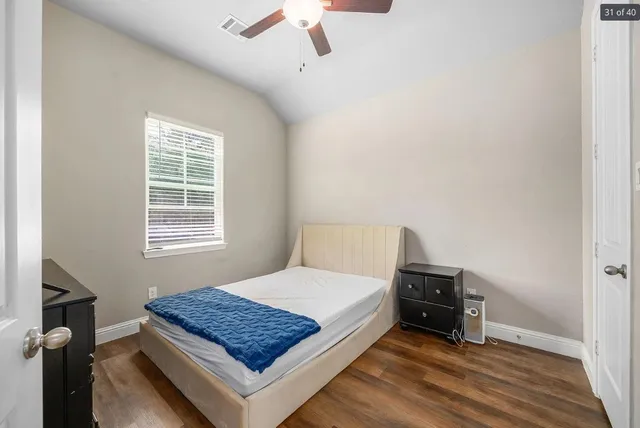 $2,100 | 26579 Pin Oak Drive, Hempstead, TX 77445