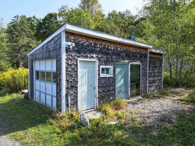 $699,000 | 143 Biddle Road, Lincoln, VT 05443