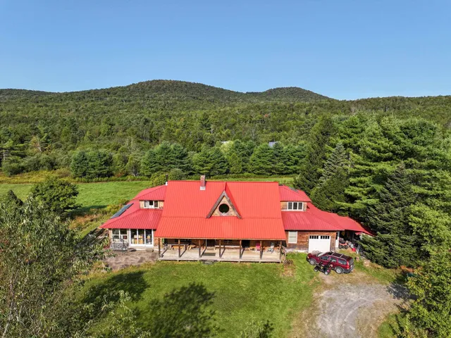 $699,000 | 143 Biddle Road, Lincoln, VT 05443