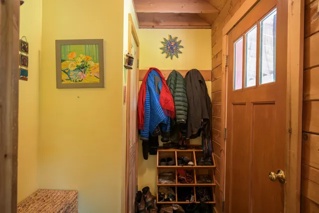 $699,000 | 143 Biddle Road, Lincoln, VT 05443