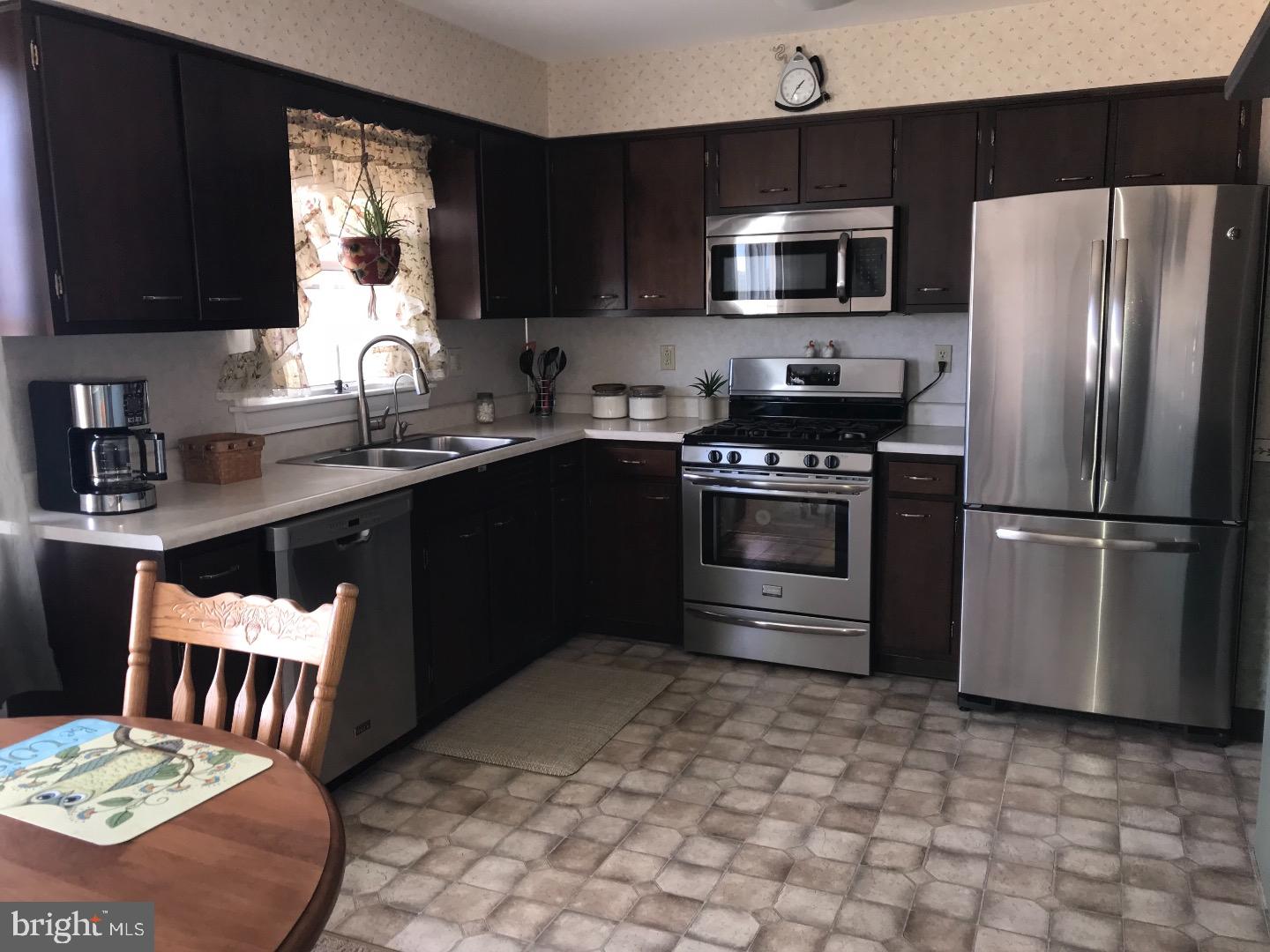 9302 Loghouse Road Kempton, PA 19529 - Photo 12 of 25 Gallery Image 12