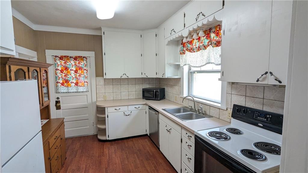 503 Kickapoo Street Hiawatha, KS 66434 - Photo 15 of 32 Gallery Image 15