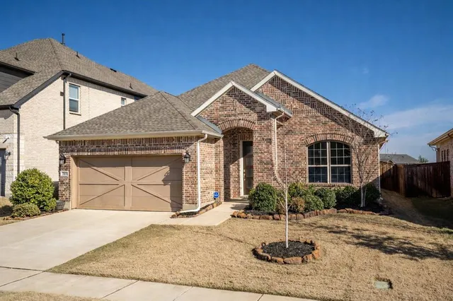 $435,000 | 709 Bent Brook Road, Little Elm, TX 75068