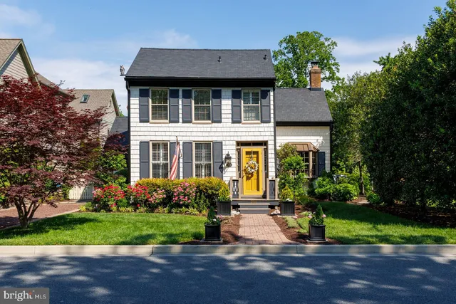 $1,175,000 | 205 East Chew Avenue, St. Michaels, MD 21663