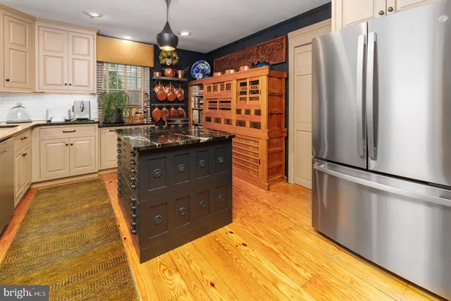 $1,175,000 | 205 East Chew Avenue, St. Michaels, MD 21663