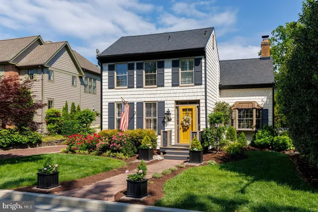 $1,175,000 | 205 East Chew Avenue, St. Michaels, MD 21663