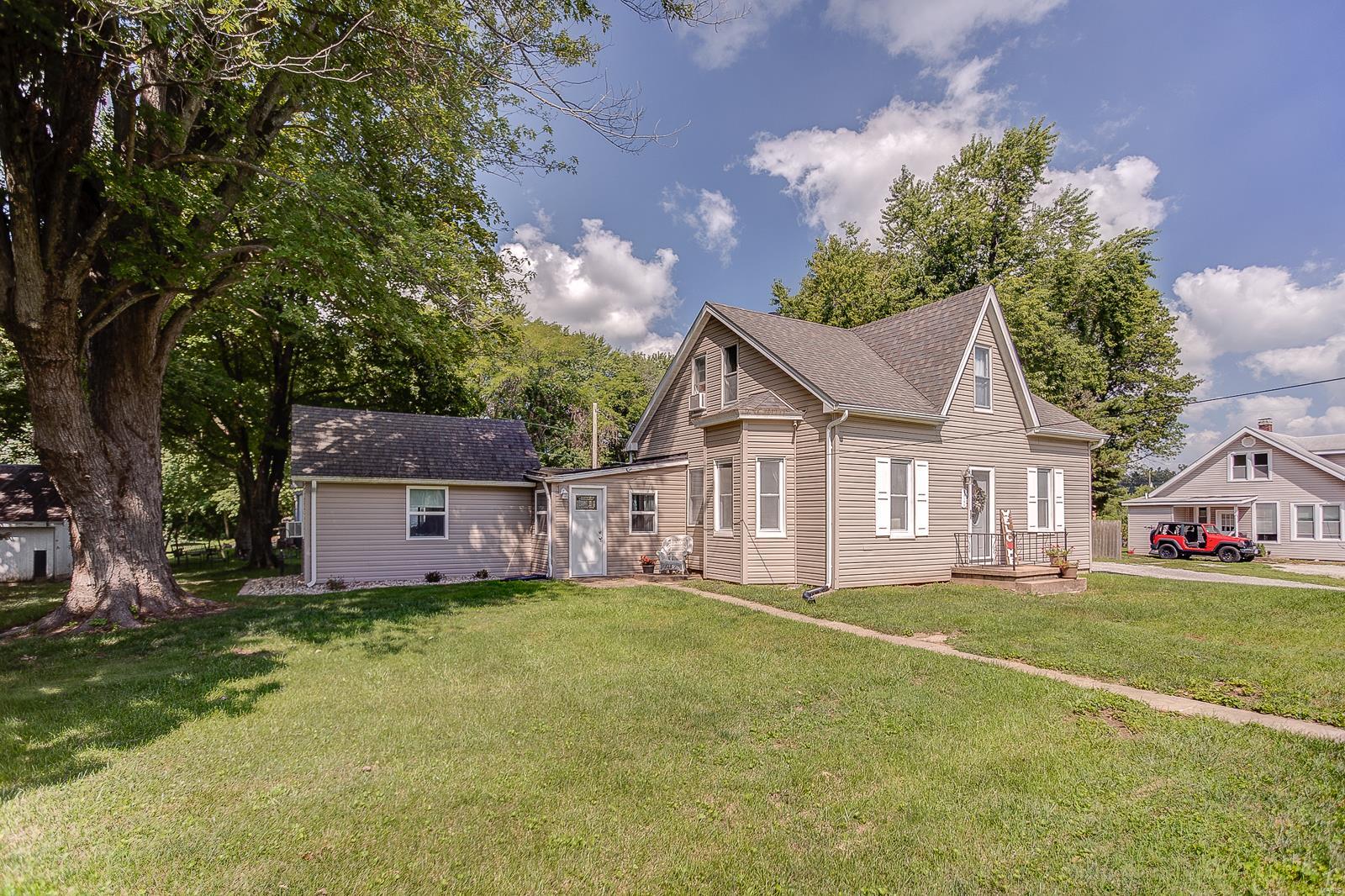 10155 Rieder Road Lebanon, IL 62254 - Photo 34 of 50 Gallery Image 34