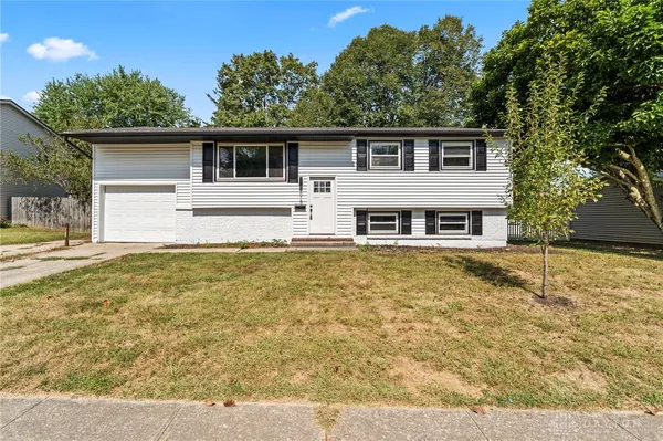 $295,000 | 1015 Van Arden Drive, Vandalia, OH 45377