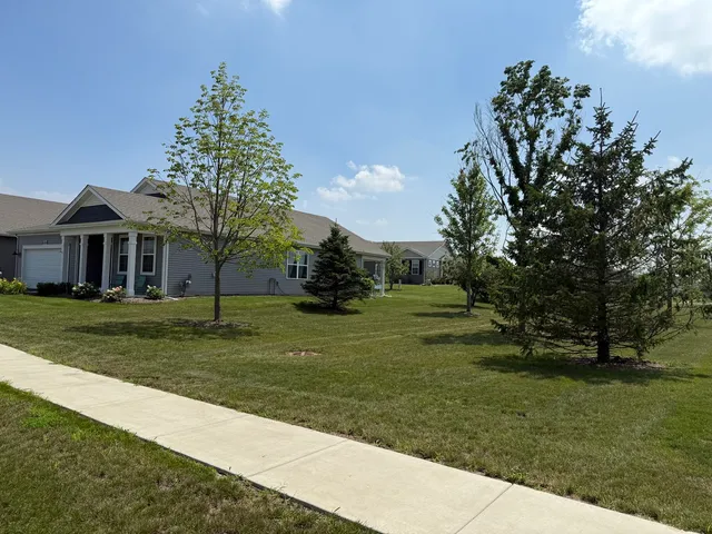 $335,900 | 6323 Aspen Lane, Wonder Lake, IL 60097
