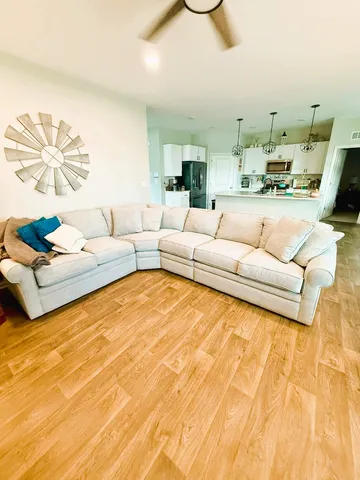 $335,900 | 6323 Aspen Lane, Wonder Lake, IL 60097