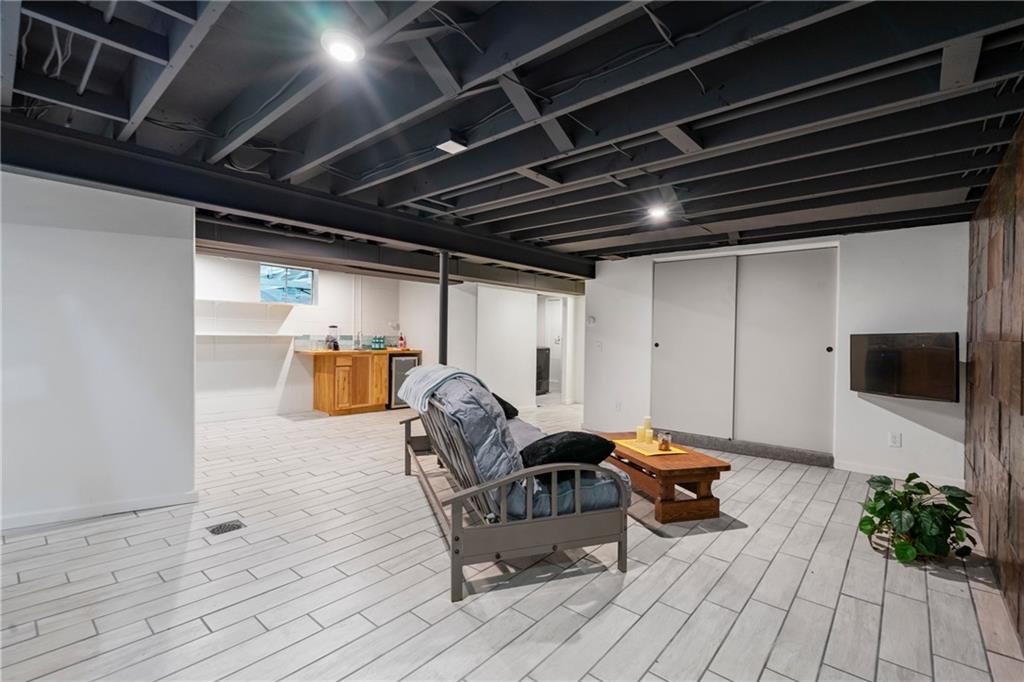 3326 New England Road West Mifflin, PA 15122 - Photo 23 of 46 a outdoor space with furniture