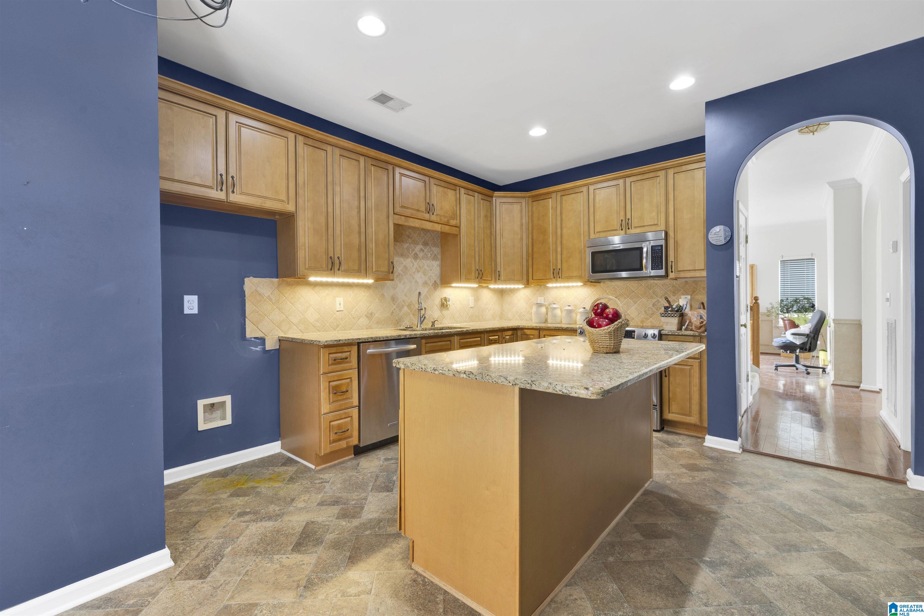 1342 Deer Trail Road Birmingham, AL 35226 - Photo 13 of 25