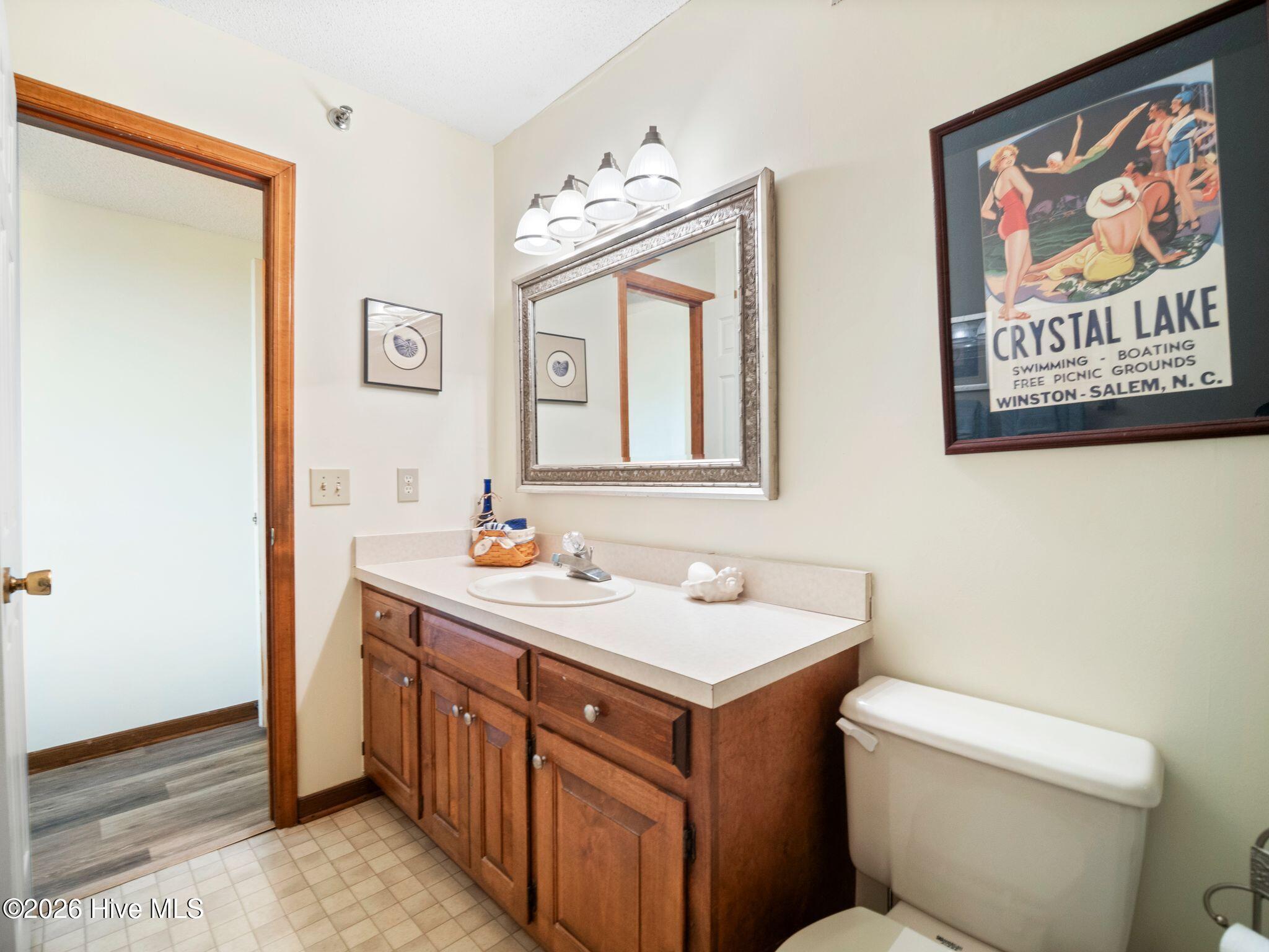 1896 New River Inlet Road, Unit 1119 North Topsail Beach, NC 28460 - Photo 20 of 39 Primary Bathroom