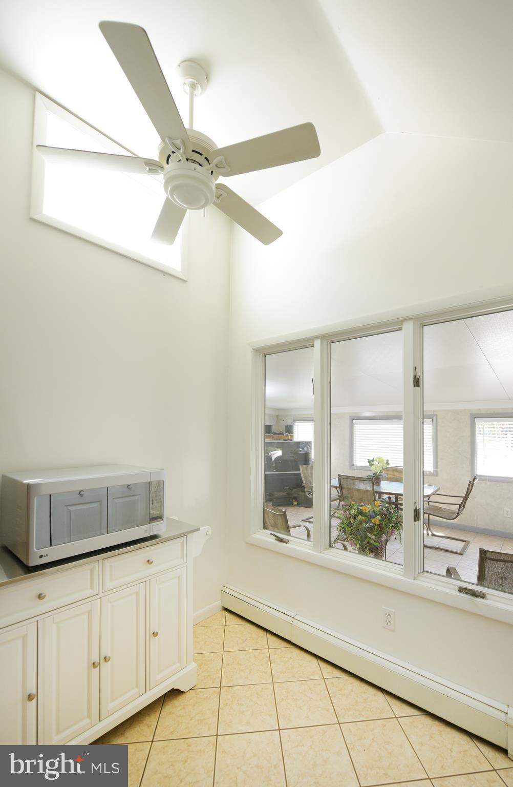 508 Berlin Road Clementon, NJ 08021 - Photo 8 of 27 Kitchen