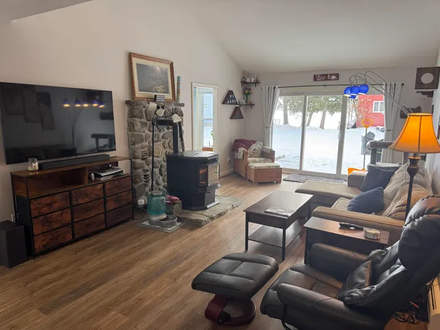 $385,900 | 109 Birch Drive, Derby, VT 05829