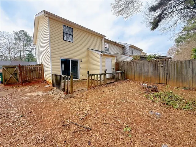 $1,650 | 1449 Springleaf Circle Southeast, Smyrna, GA 30080