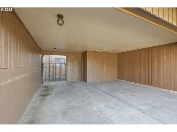 $359,000 | 2281 Ridgeway Drive, Eugene, OR 97401