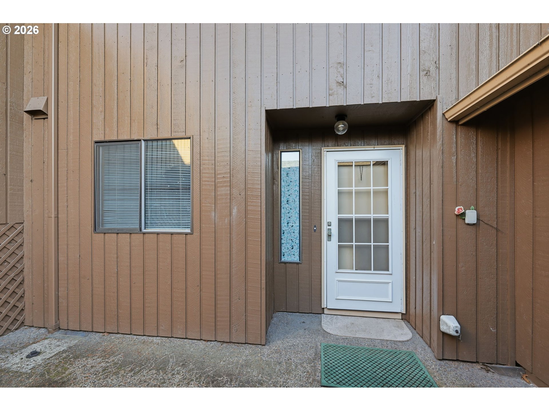 2281 Ridgeway Drive Eugene, OR 97401 - Photo 4 of 36