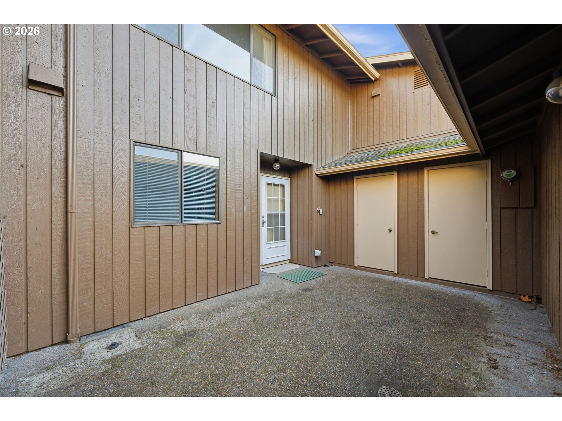 2281 Ridgeway Drive Eugene, OR 97401 - Photo 5 of 36