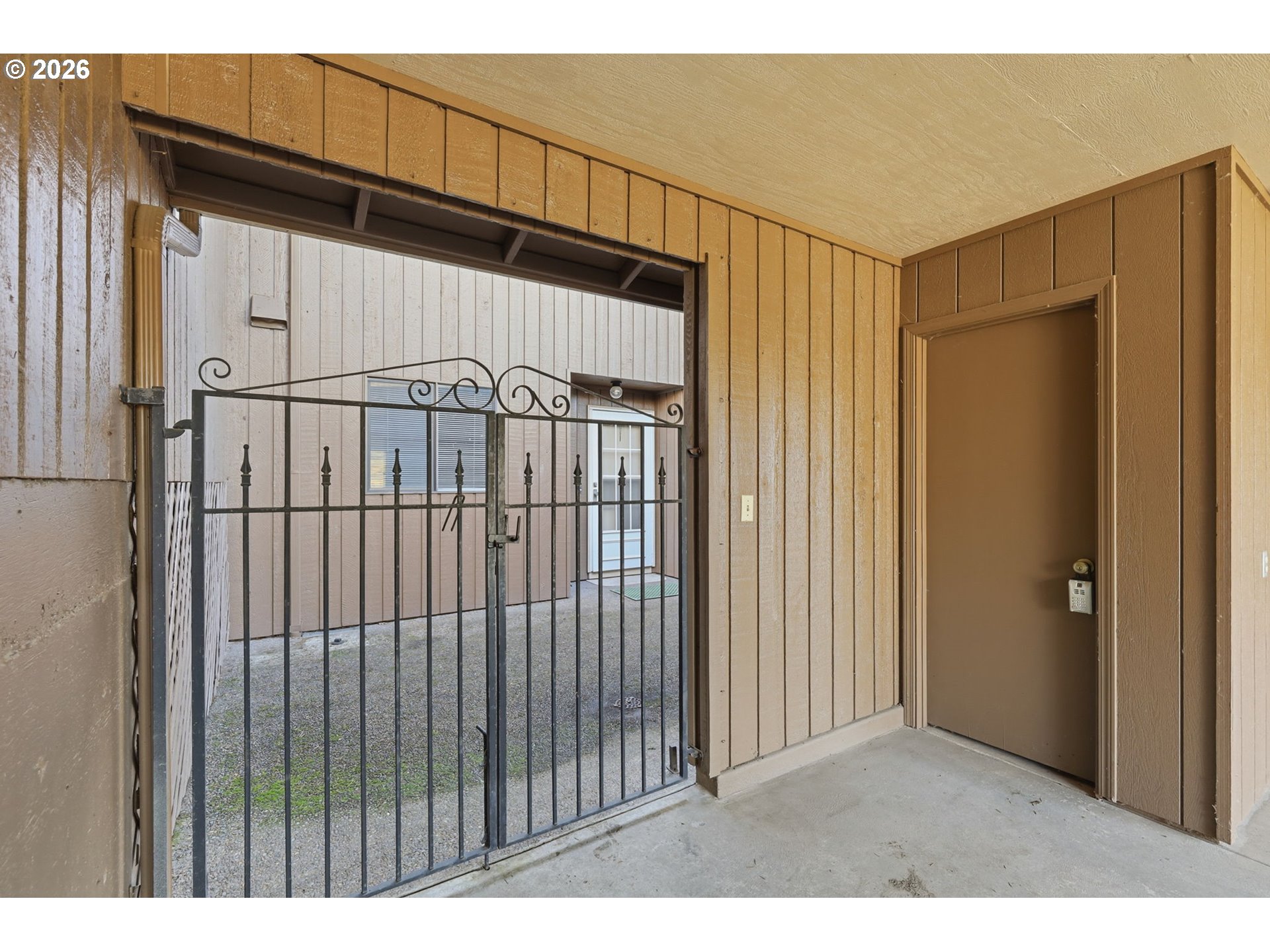 2281 Ridgeway Drive Eugene, OR 97401 - Photo 6 of 36