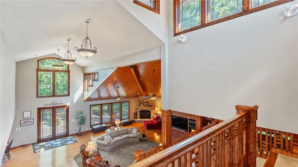 $989,000 | 146 Country Club Drive, Nevada, MO 64772