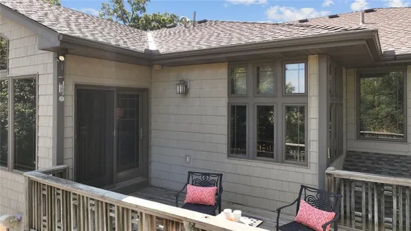 $989,000 | 146 Country Club Drive, Nevada, MO 64772