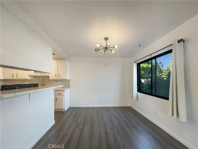 $428,000 | 14735 Victory, Van Nuys, CA 91411