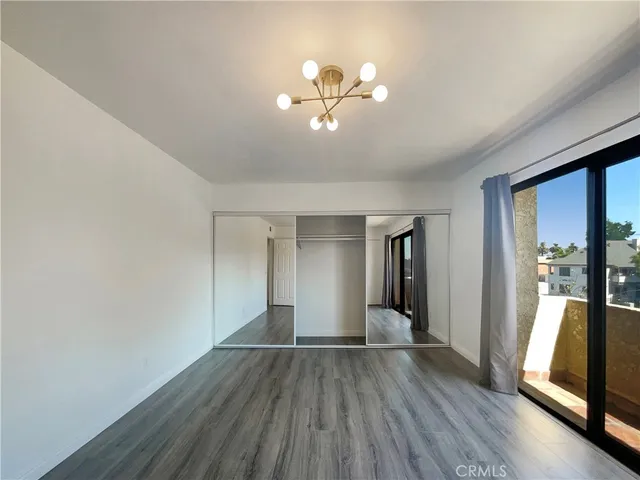 $428,000 | 14735 Victory, Van Nuys, CA 91411
