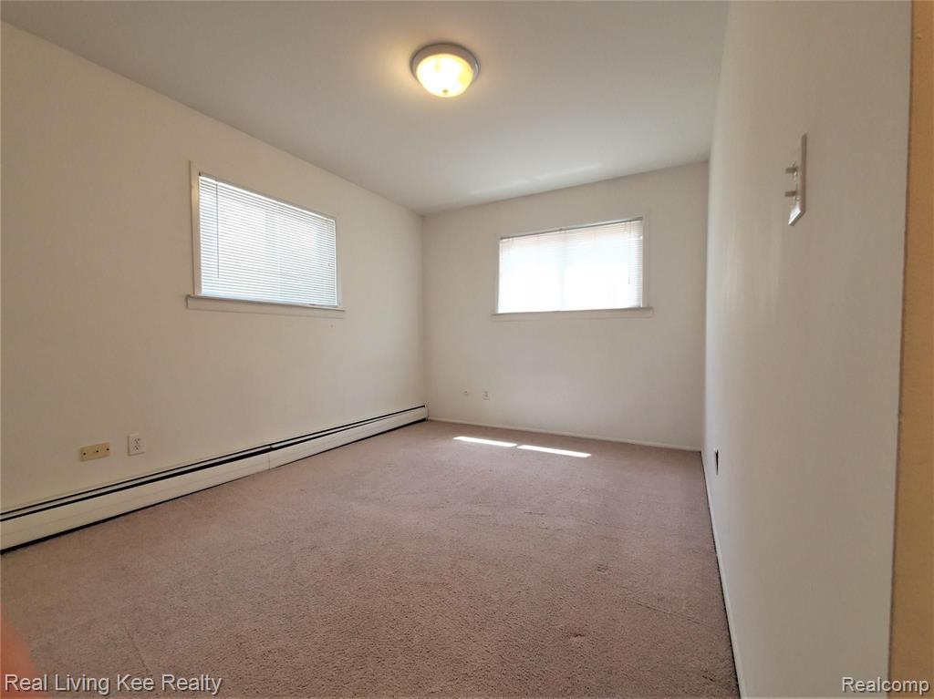 711 West Maple Road Clawson, MI 48017 - Photo 7 of 18