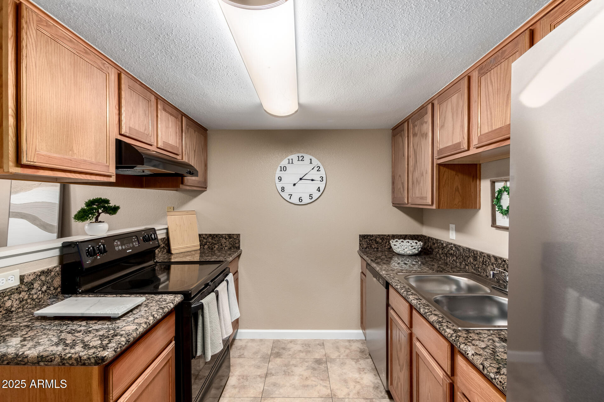 3511 East Baseline Road, Unit 1076 Phoenix, AZ 85042 - Photo 6 of 14 Kitchen