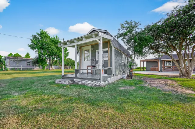 $470,000 | 12989 Farm To Market 359, Hempstead, TX 77445