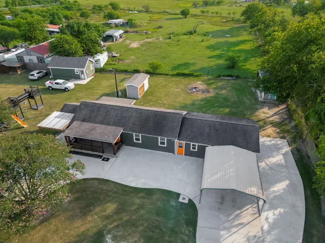 $470,000 | 12989 Farm To Market 359, Hempstead, TX 77445