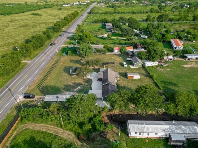 $470,000 | 12989 Farm To Market 359, Hempstead, TX 77445