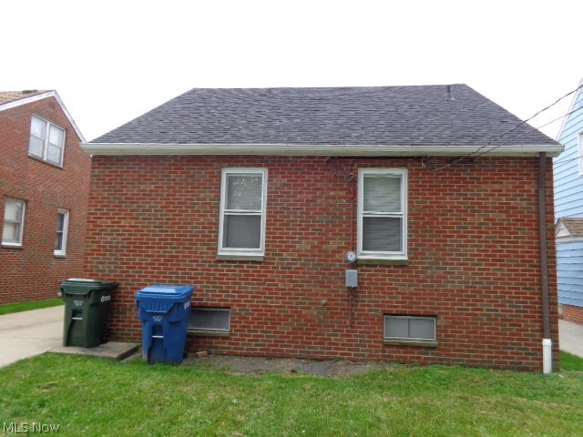 8116 Snow Road Parma, OH 44129 - Photo 3 of 16 Rear of Home