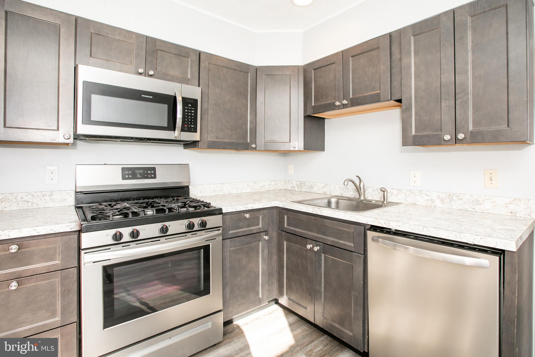2029 Kuser Road Hamilton, NJ 08690 - Photo 11 of 31