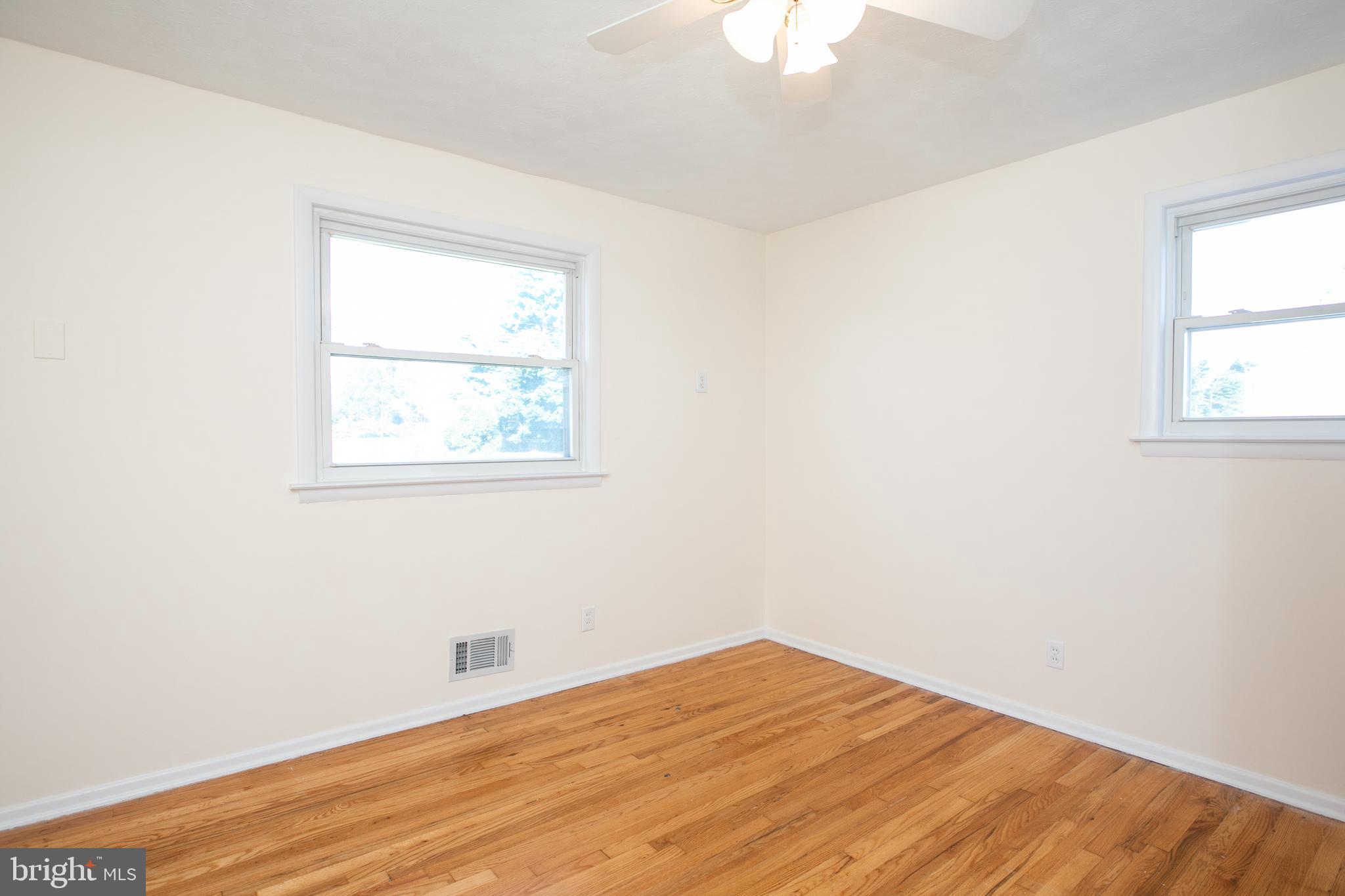 2029 Kuser Road Hamilton, NJ 08690 - Photo 17 of 31