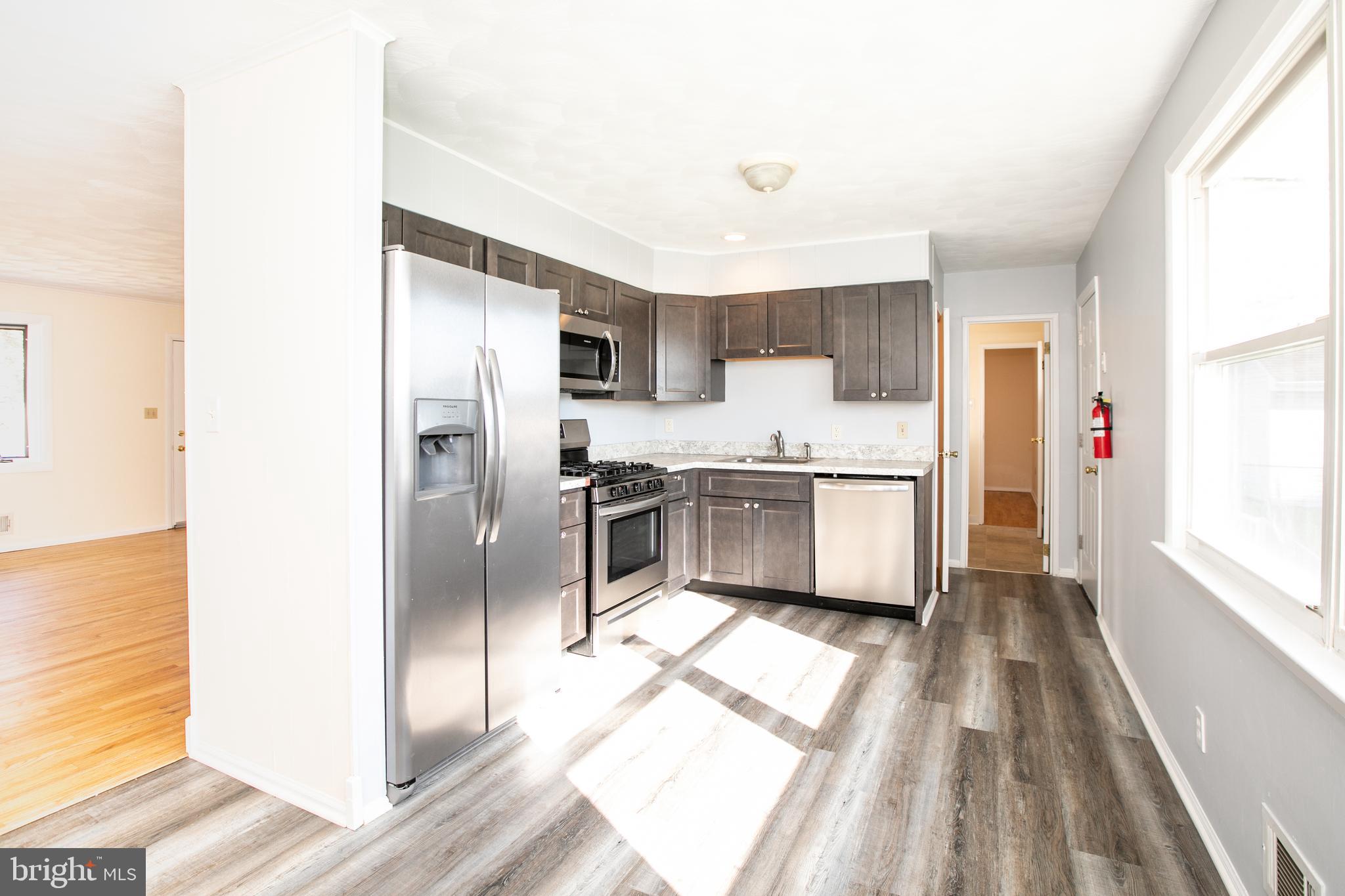 2029 Kuser Road Hamilton, NJ 08690 - Photo 8 of 31