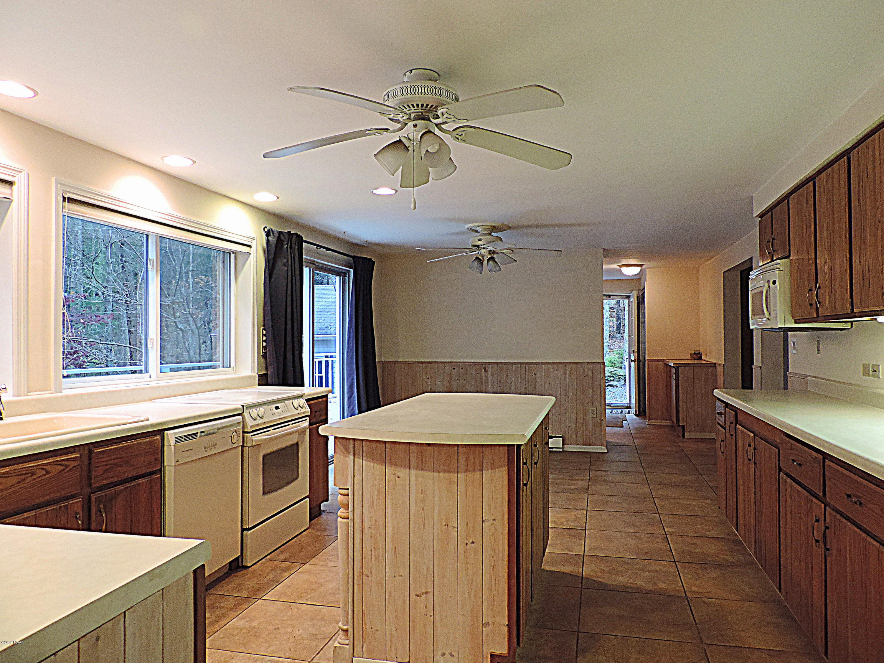 114 Ranger Road Greeley, PA 18425 - Photo 3 of 31 114 Ranger Road